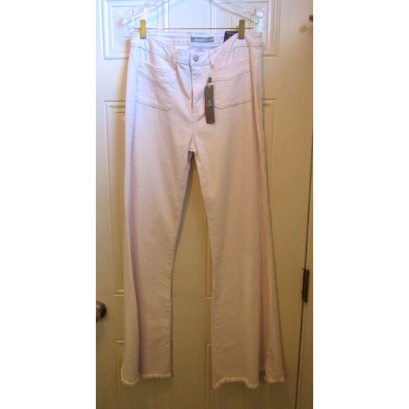 Tractr Jeans NWT White Flare Denim Cotton Mid Rise Slim Fit Raw Hem Size 8 29 - Picture 2 of 10